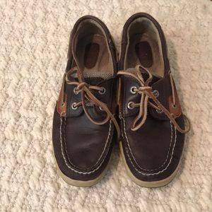 Brown leather Sperrys